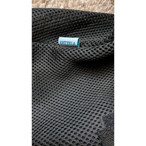 Katziela Dog Sling Carrier Black NWOT Small Pet Travel Shoulder Bag Adjustable - Picture 2 of 6